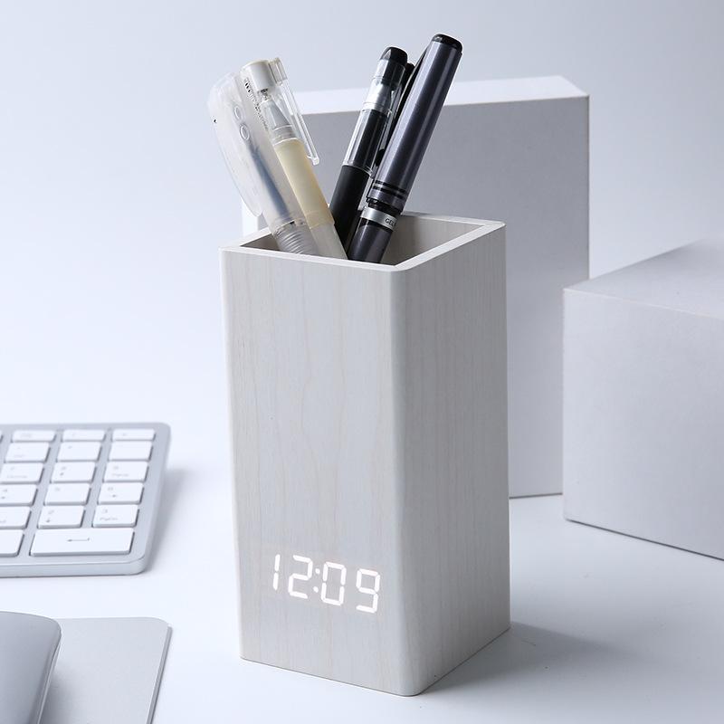 

Креативная подставка для ручек Электронные часы Коробка для хранения канцелярских принадлежностей Деревянный будильник с голосовым управлением Цифровые часы Офисный настольный органайзер для ручек .