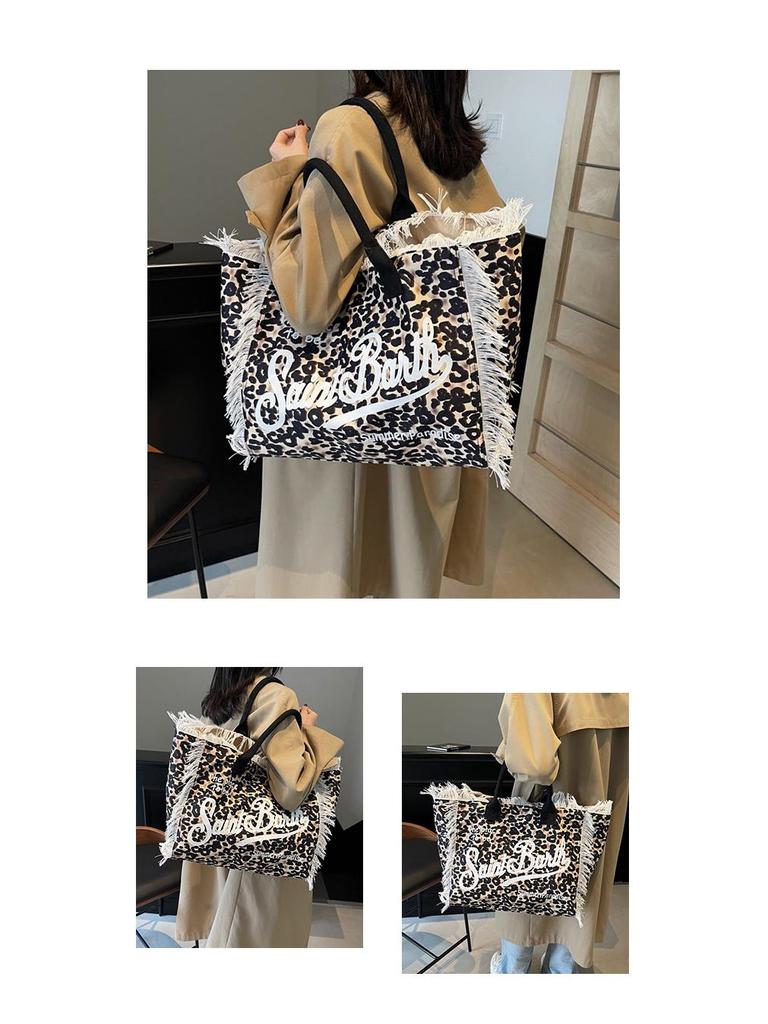 Saint Barth Damen Tragetasche aus Canvas mit Leopardenmuster und Quasten, großes Fassungsvermögen