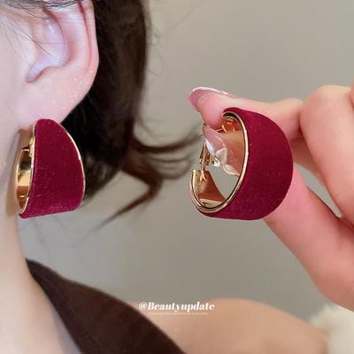 Silver Needle Geometric Ear Cuff & Stud Earrings - Retro, Versatile High-End Style for Autumn/Winter