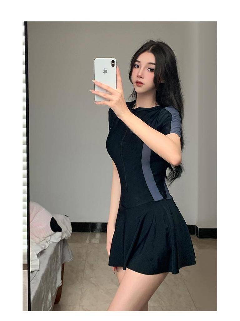 2023 Women's High-End Conservative Skirt-Style One-Piece Swimsuit - Slimming, Sporty, Belly-Covering, Flat-Leg Design for Hot Springs.