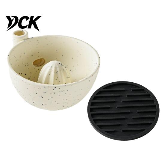 Keukengadget voor het Schoonmaken van Fruit Bessen Swirl Afgietbakje met Siliconen Pad, Keramisch Retro Oven Handmatige Citroenpers Tool Gebakken Zeef, Compact