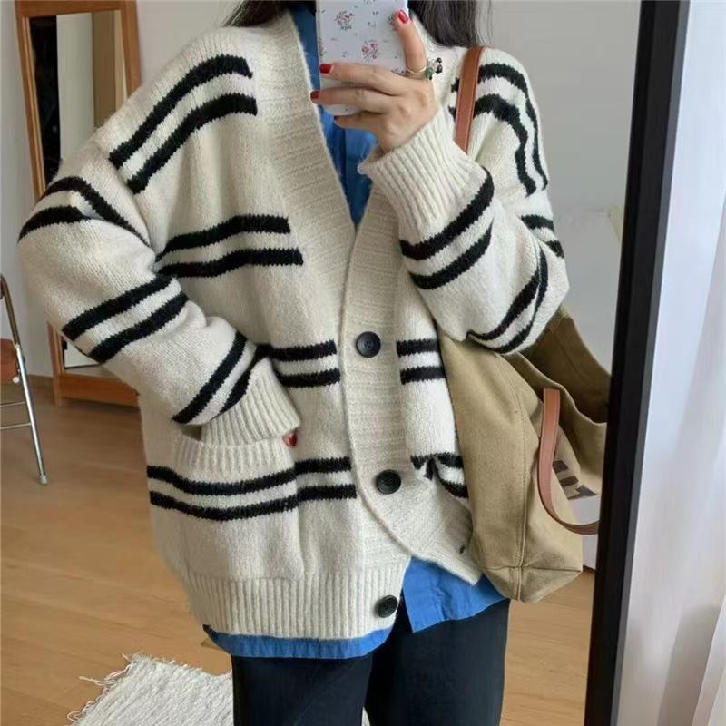 Lazy Wind Striped Autumn and Winter New Women's Clothing Pocket Knitted Cardigan Women's Top Loose Sweater Jacket Women