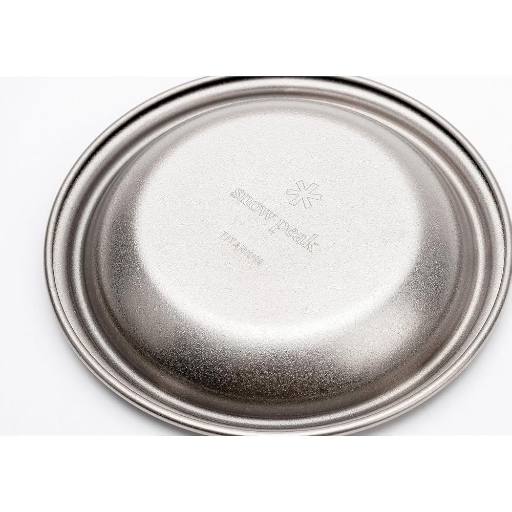 Snow Peak E-314R Deep Titanium Sierra Cup with Lid Lightweight Stainless Steel Measuring Cup for BBQ Camping Outdoor