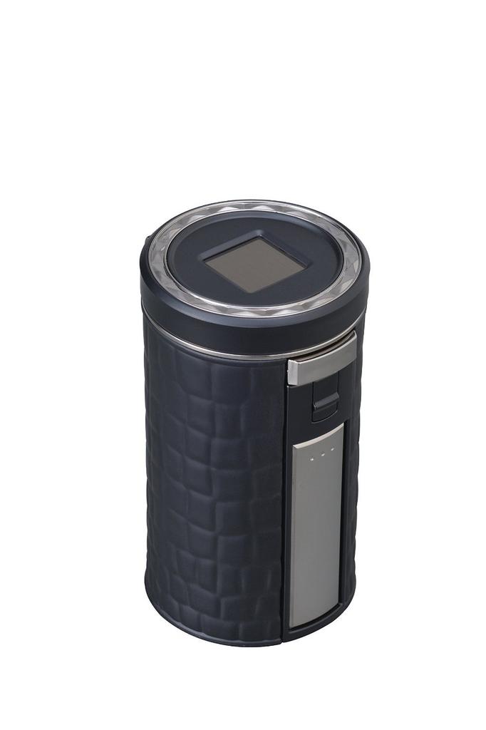 Seiwa Car Ashtray, Easy-to-Use Solar Ash, Crocodile, Black X Silver, W905