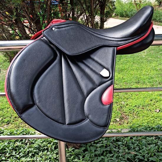 

Кожаное седло для прыжков/близкого контакта, с двойным клапаном и сменными вставками, размер 17 , 17.5 , 18 17 inch чёрный