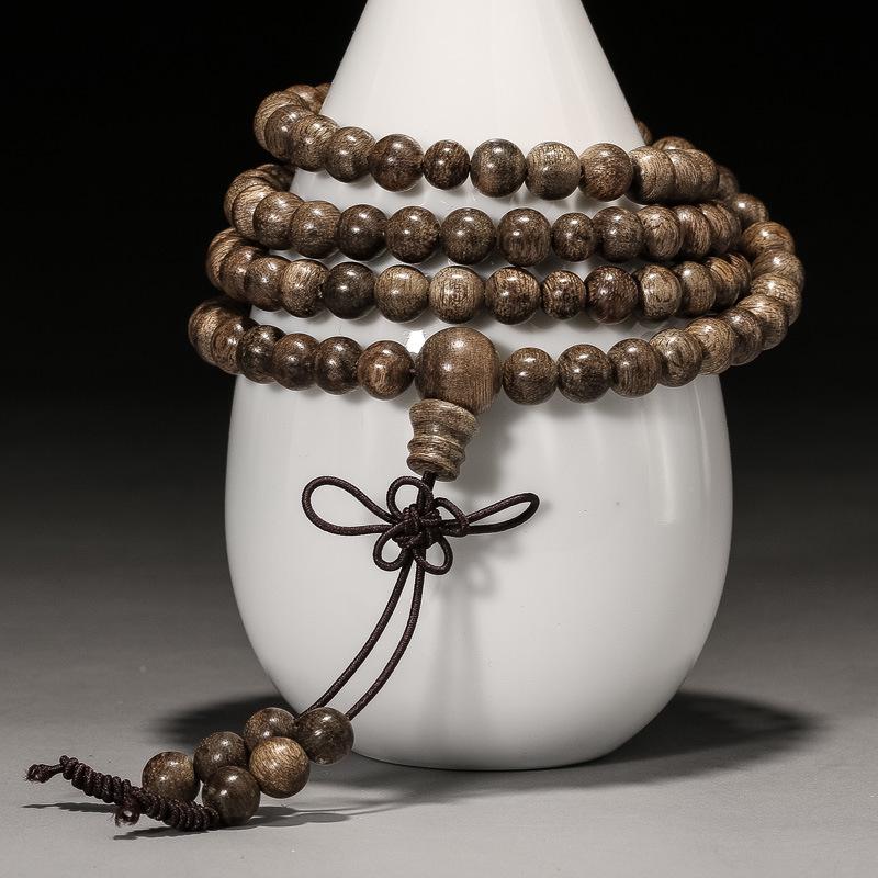 Brunei Soft Silk Agarwood 108-Bead Prayer Bracelet: Natural Oil Line Buddhist Beads for Men and Women