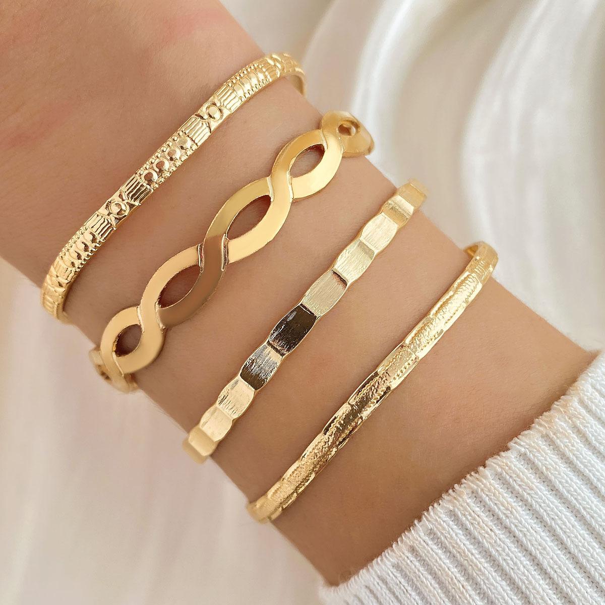 

4pcs/set Of Suitable For Daily Wear Stackable Bracelets Multi-layer Women s Classic Chain Design Vintage Creative A Gift Fashion Jewelry For Holidays золотистий