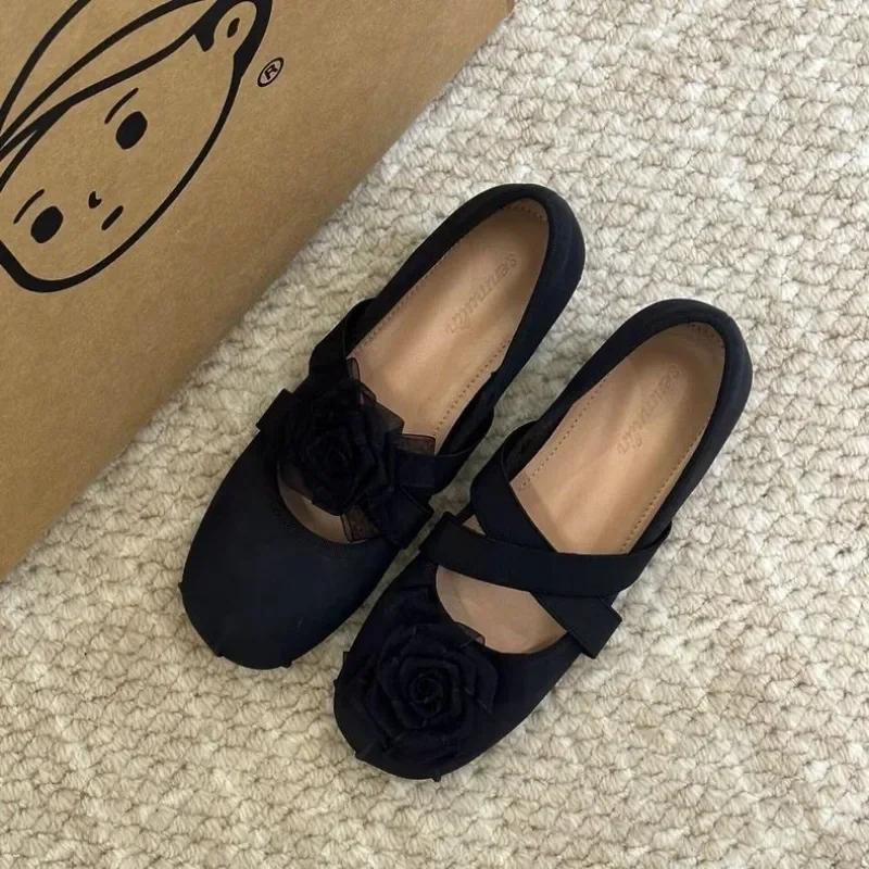 Mode Confortable et Élégant Chaussures Plates pour Femmes Mode Bande Élastique Nouvelle Ballerines Florales Plates Peu Profondes Vente Chaude Bout Rond Talons Bas