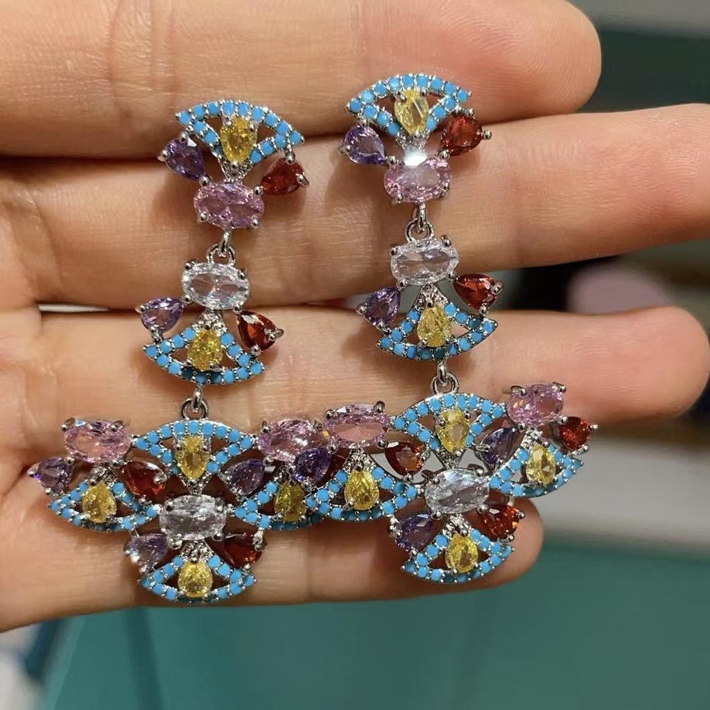 Color Treasure Necklace Jewelry Ancient Gold-Plated Hand-Carved Colored Gemstones Full Of Diamonds Droplets Zircon Exquisite Light Luxury Necklace