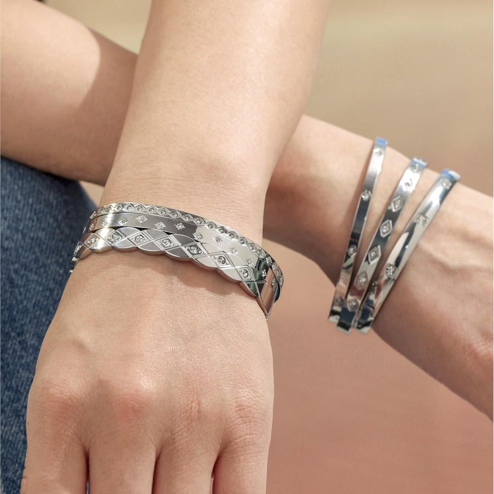 Inlaid Shiny Zircon Openable Bracelet In Stainless Steel 18k Gold Plated Waterproof Non Tarnish Luxury Bracelets For Women