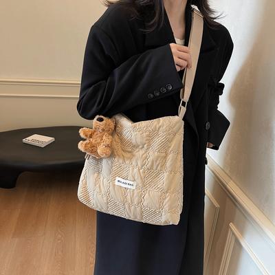 Damentaschen – Geräumige Taschen