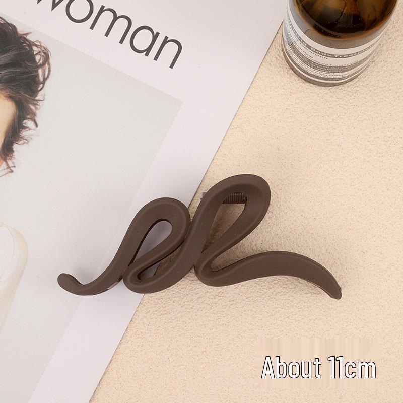 

Elegant Korean Summer Shark Clip: Large Bow Hair Claw for Thick Hair