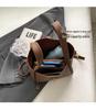 Women's Retro Fashion Bucket Bag - 2025 Autumn/Winter Vegetable Basket Handbag & High-End Niche Messenger Bag