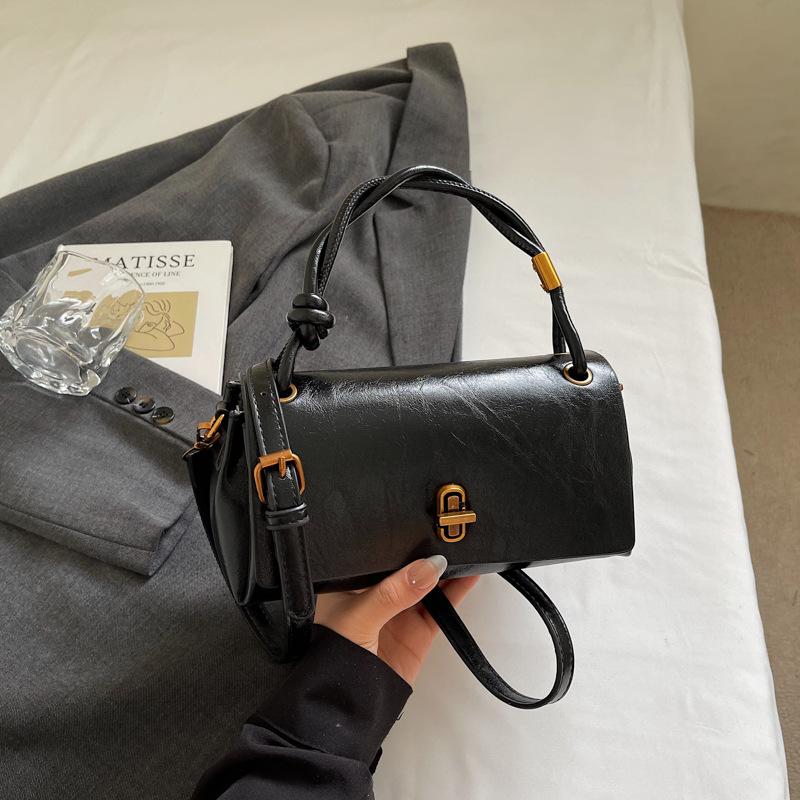 Premium niche bag women's retro 2025 new autumn and winter versatile messenger bag Korean version ins portable small square bag