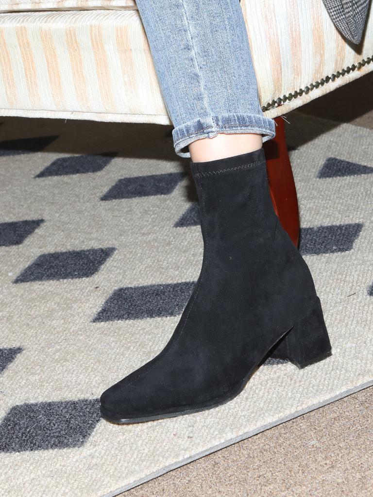 Apto Ellen Ankle Boots Adfa006