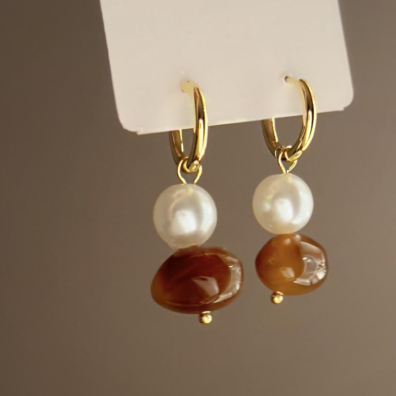 

Серьги-пусеты Maillard Silver Needle: Геометрические неровные серьги-пусеты из смолы для женщин