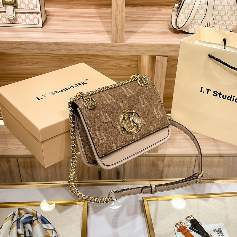 Řetízková taška pro ženy Nová módní a špičková kožená taška na jedno rameno, malá čtvercová taška pro letní tašku pro dámskou malou kabelku crossbody