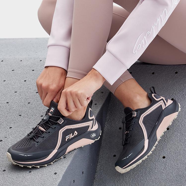 Fila Lynx Outdoor Fabric TPU Wear-Resistant Low-Top Trail Running Shoes Women Sneaker Pink Black A12W311208FDP
