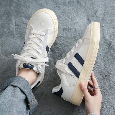 2024 New Casual Flat Men's Board Shoes with Small Low-top Shoes Comfortable Breathable Increase Factory Wholesale