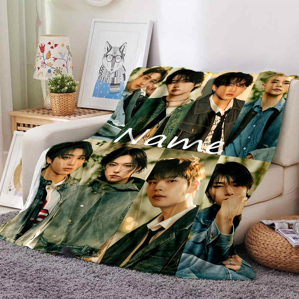 Personalisierte Decke im Stray Kids-Design - Perfekt für Sofa, Bett, Reisen & Outdoor | Maschinenwaschbar, Gemütlich & Langlebig.