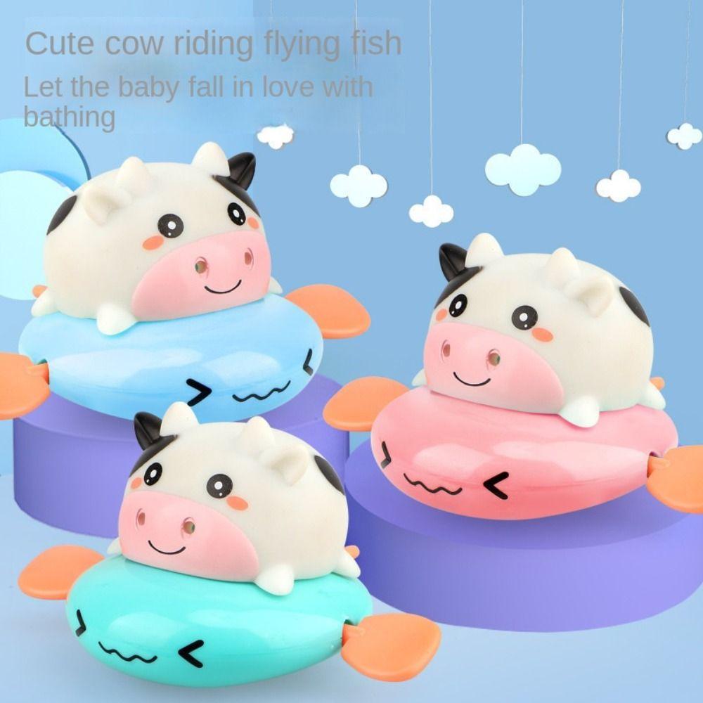 

Cartoon Animal Clockwork Swimming Toy Cow Kids Bathing Toy Water Spray Clockwork Toy Shower зелёный