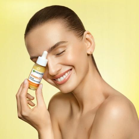 483612 Garnier Vitamin C+ Serum For Discoloration Face 4% Salicylic Acid 30Ml
