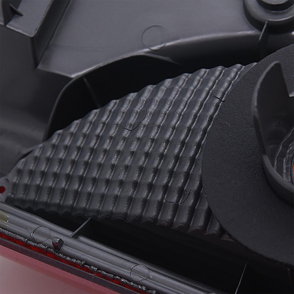 Car Left and Right Tail Light Rear Brake Lamp Signal Light For Toyota Hiace HiAce Commuter 2005-2019 Replacement Car Accessories