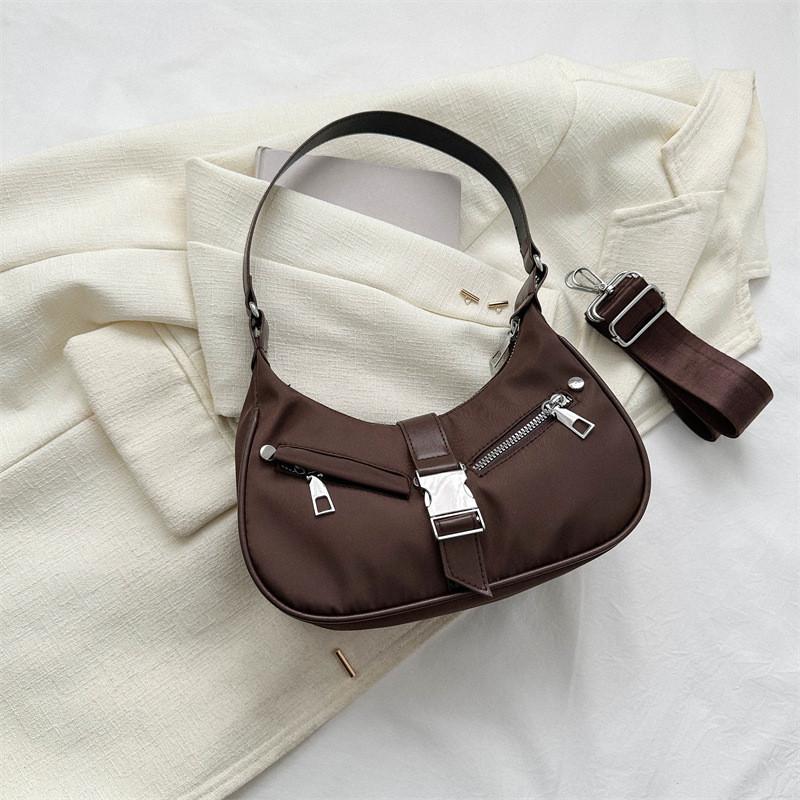 

Stylish Half Moon Single Shoulder Bag With Zipper Closure For Everyday Use коричневий