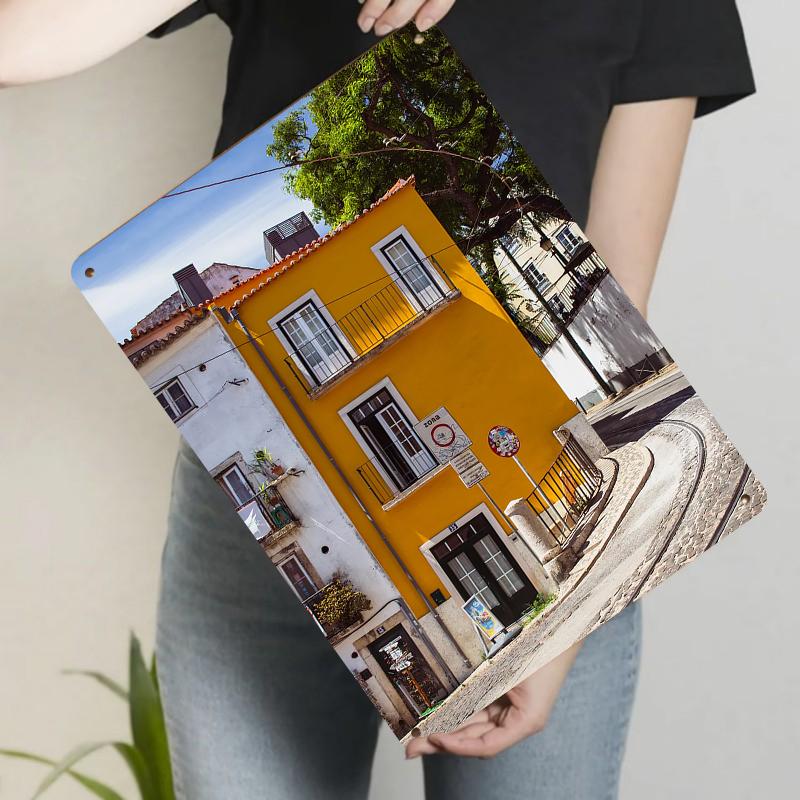 

Vintage Lisbon Colored Building Metal Wall Art European Style Retro Home Decor for Living Room 20x30cm（7.8x11.8inch）