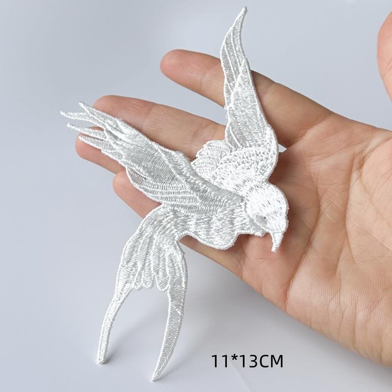 1 Pair Cute Flying Birds Embroidered Swallows Patches Applique Patch Accessories Clothing Decoration