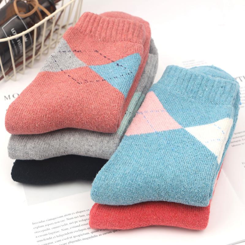 5 Pairs Winter Men's Socks Thicken Sheep's Wool Socks Warm Women Retro Style Colorful Fashion Man Socks for Snow Boots