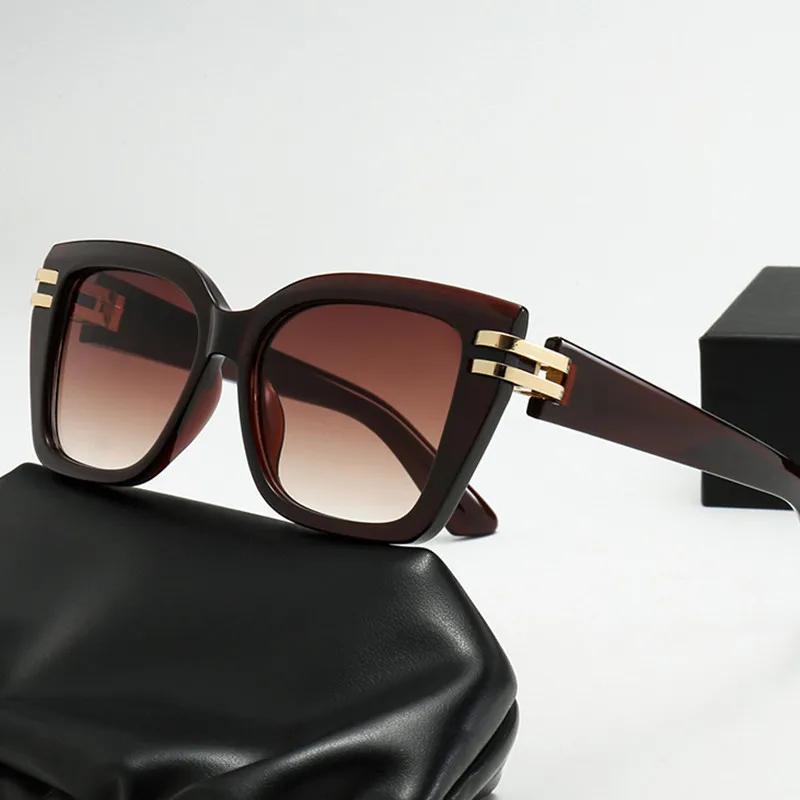 Brand Design Square Sunglasses Lady Luxury Large Size Vintage Suneyeglass Outdoors Casual Sunscreen Vacation Travel