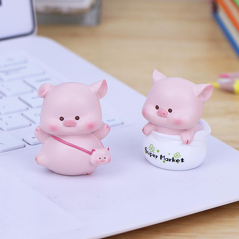 Creative Pig Car Ornament - Cute Car Console & Desktop Decoration