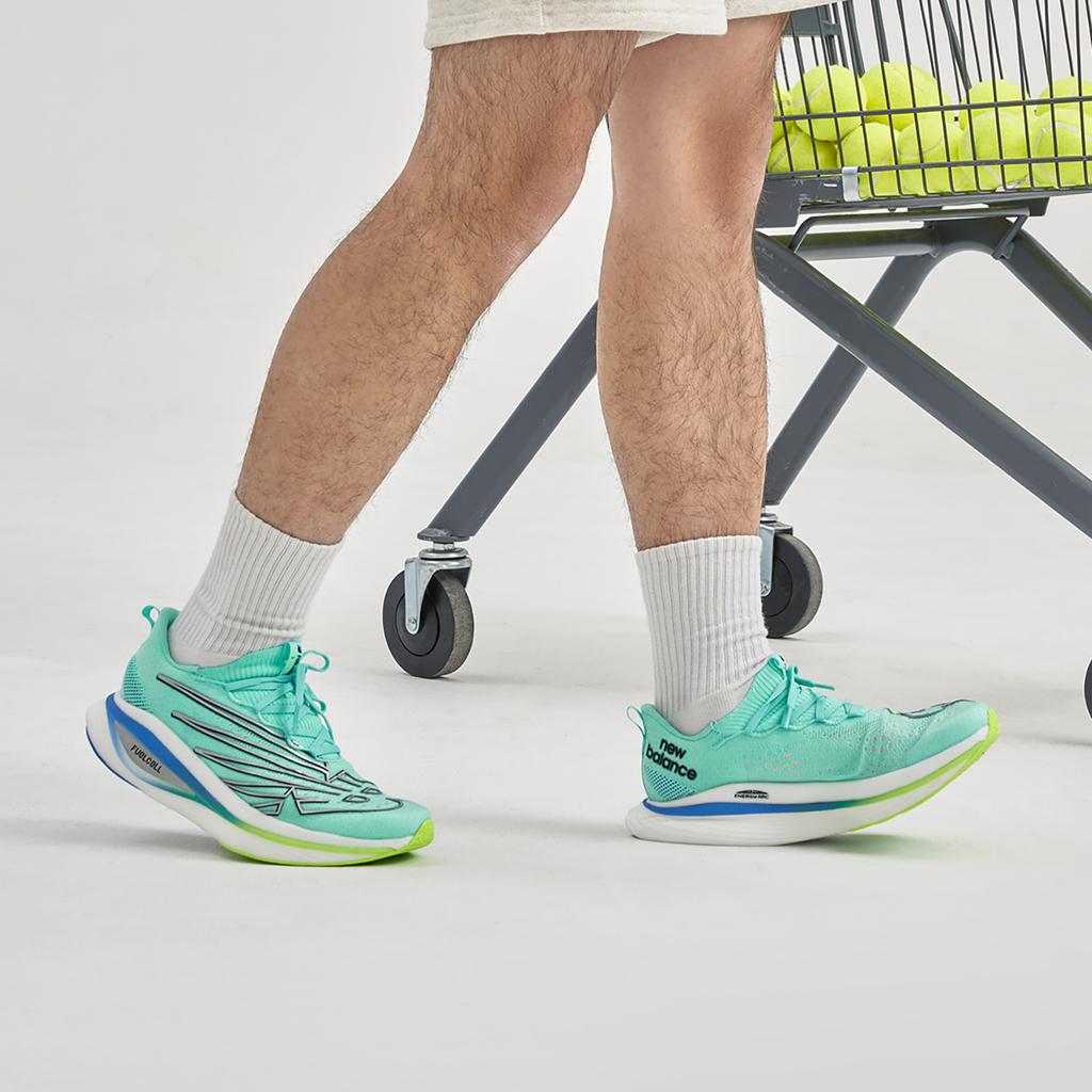 New Balance FuelCell SuperComp Elite V3 Bright Mint Joggesko for menn Teal Pixel-Green MRCELLT3