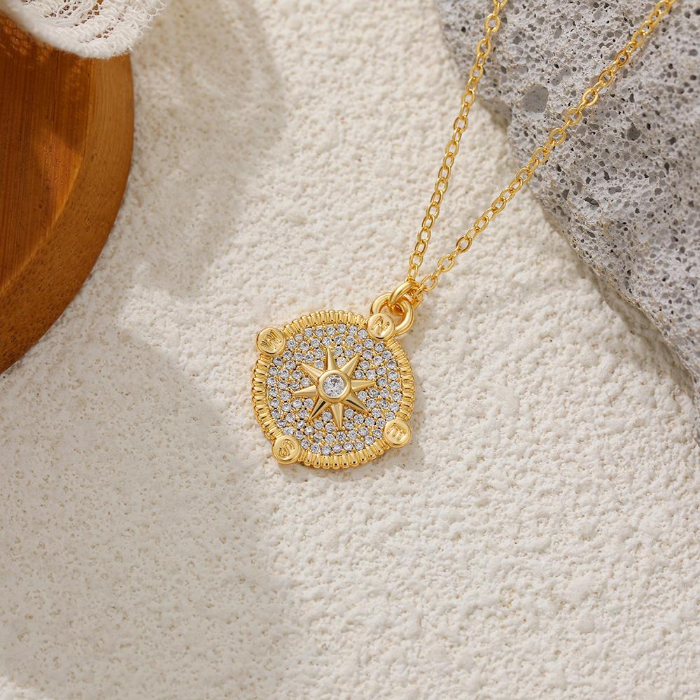 Personality Full with Cubic Zirconia Thick Star Circle Pendant Neckalce Versatile for Everyday Wear Stainless Steel Jewelry New