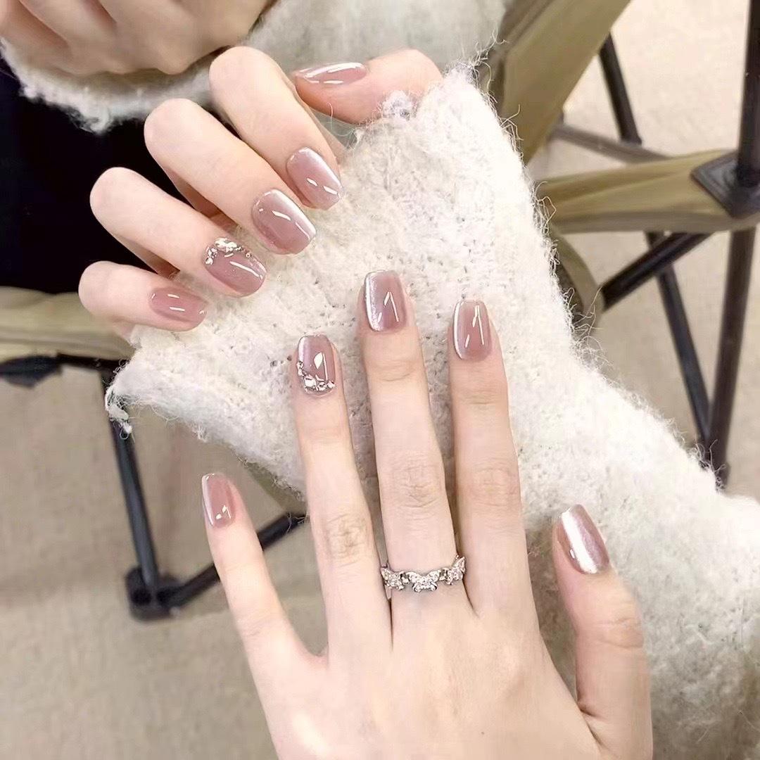 

Exquisite French Blush Cat Eye Handmade Short Nail Art Patches