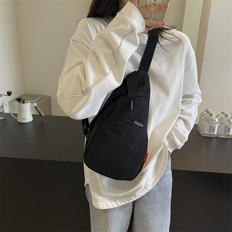 Unisex brystveske Enkel oppbevaringsveske Lett reiseveske Liten ryggsekk Crossbody-veske Mote Uformelt Single Should-vesker