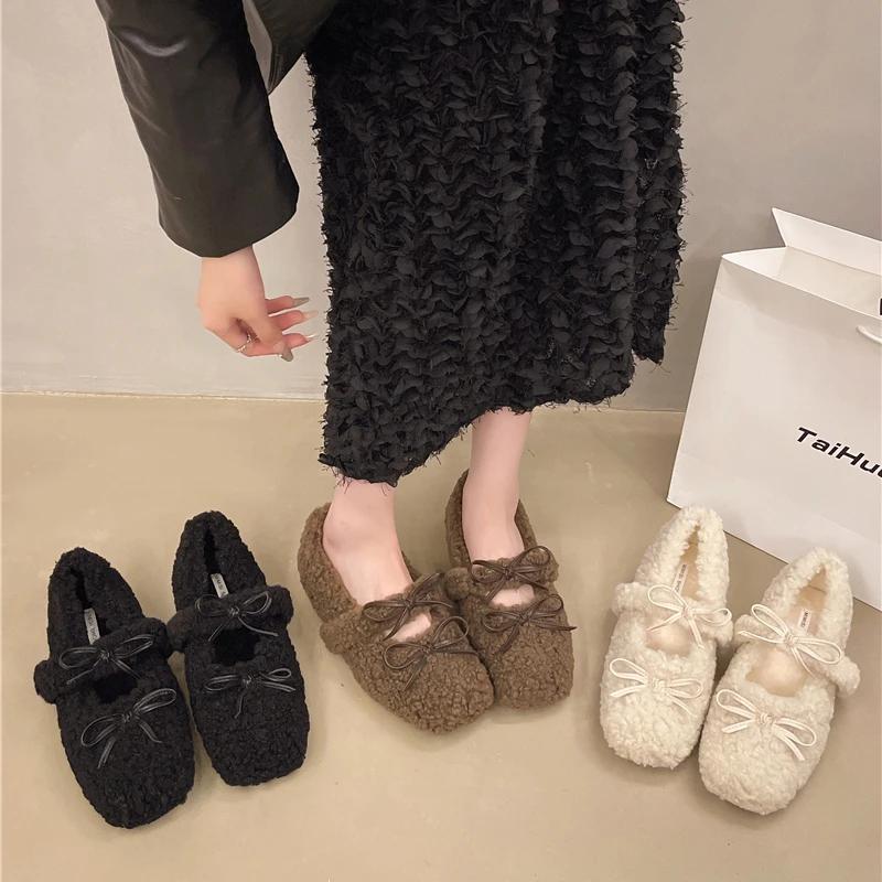 Fashion Sweet Mao Mao Shoes Women's Outer Wear Autumn and Winter 2024 New Fleece-lined Bean Shoes All-match Flat Warm Cotton Shoes