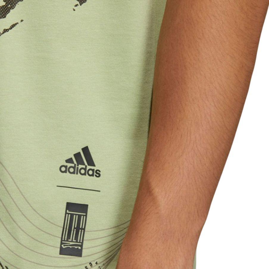 adidas T Shirts Men's Green Crew Neck Moderate Straight Fit HE5174