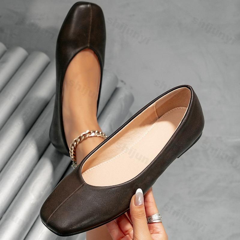 Woman's Flat Shoes 2026 Retro Round Toe Comfortable Soft Sole Lightweight Casual Shoes Spring Summer Simple Plus Size Loafers
