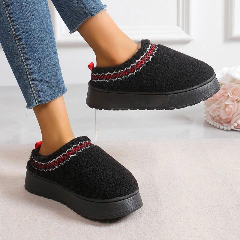 Fashion Women Snow Boots 2025 New Foreign Plus Size Warm Casual Outer Wear Cotton Shoes Women Anti-slip Slip on Shallow Ankle Boots