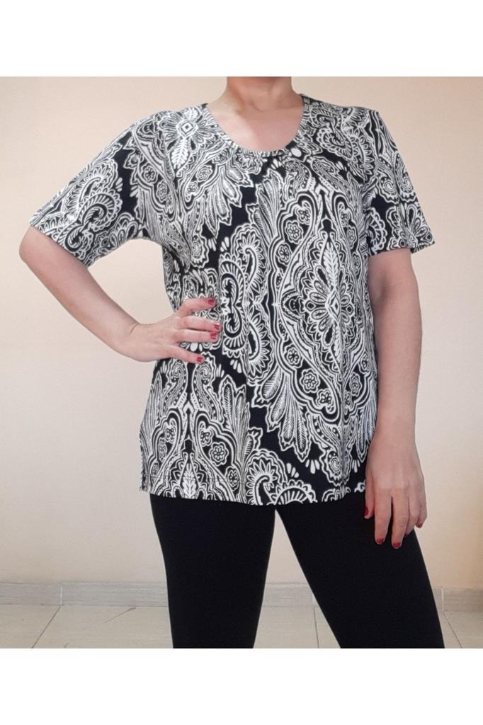 Damen Stil Übergröße T-Shirt Schwarz und Weiß Gemustert Gekämmte Viskose T-Shirt mit Gekräuseltem Kragen