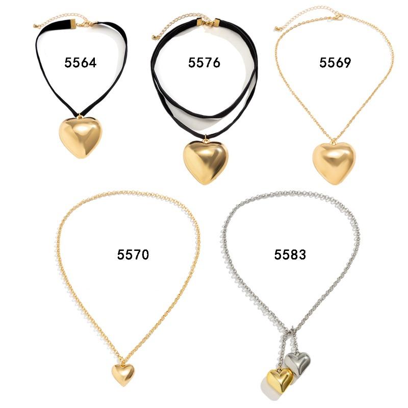 Collana a Collare con Catena Semplice e Perline a Forma di Cuore - Dolce e Cool, di Piccole Dimensioni, Collana da Donna Unica a Forma di Cuore