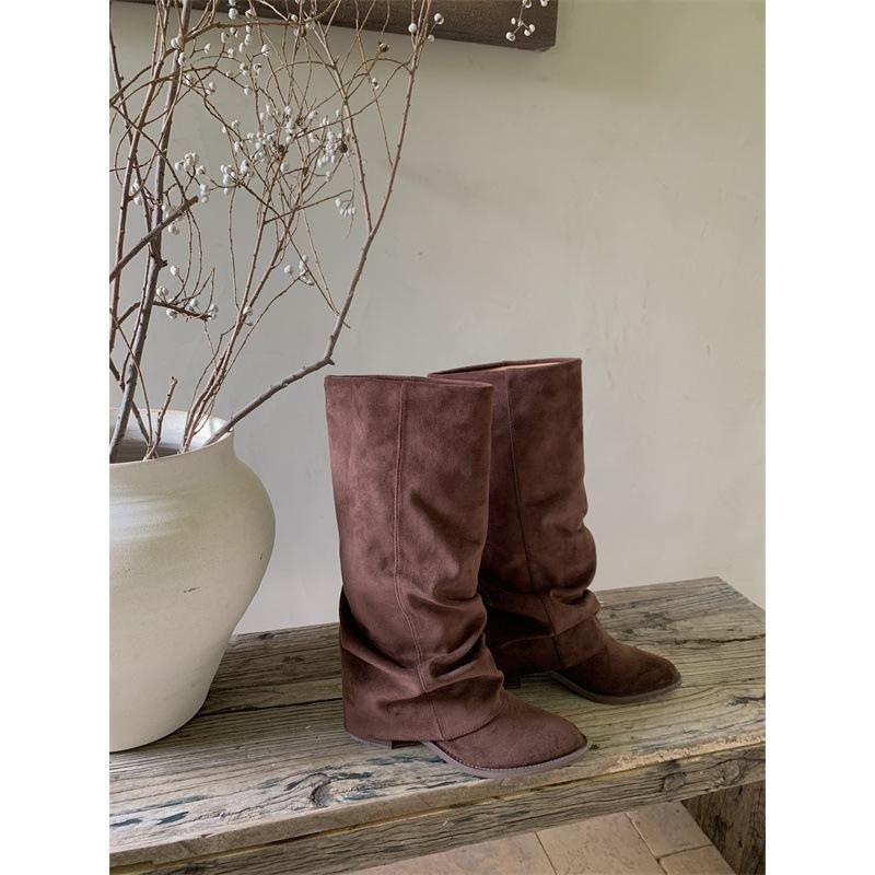 

2025 осень и зима новая мода универсальные ботфорты до колена женские ботинки на толстом каблуке детские европейские и американские остроносые высокие сапоги 39 коричневый