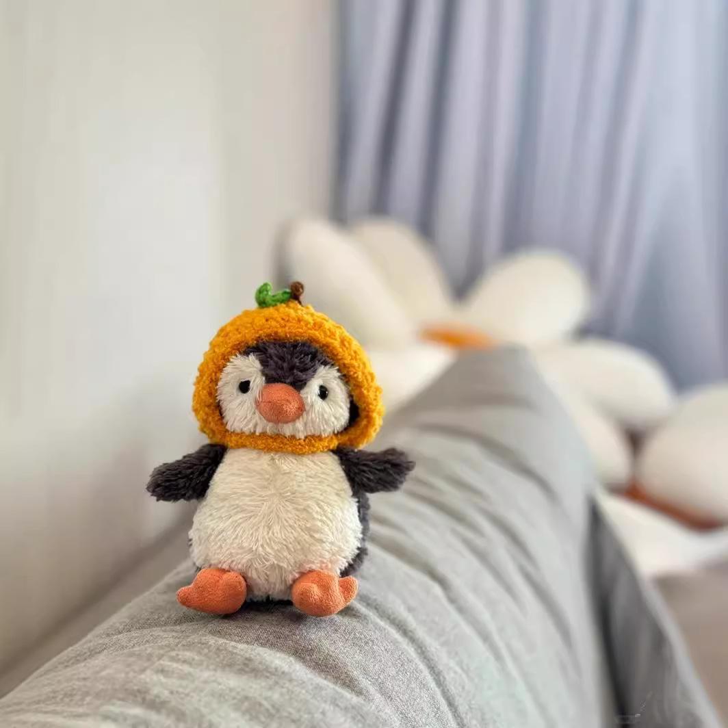 

Peanut Penguin Plush Toy - Cute Jellycat Holiday Gift 11 cm