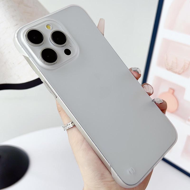 Матовий безрамковий чохол для iPhone 16 Pro Max - Простий, Елегантний та Новий Дизайн