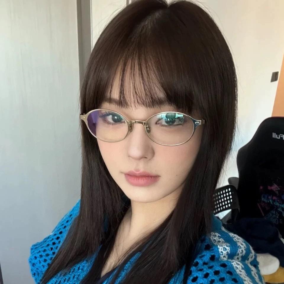 2026 New Fashion High End Brand Women's Metal Luxury Eyeglass Frame Leisure Business Retro Decoration Transparent Men's Glasses