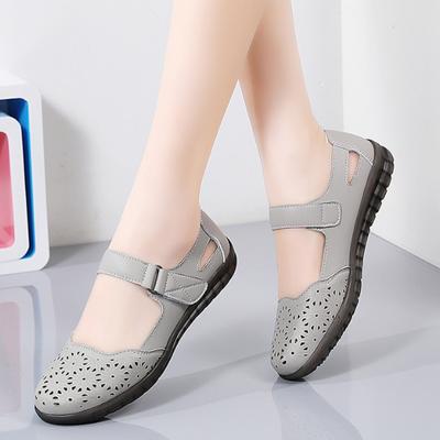 Fashion Ankle Strap Lightweight Fashion Sandals Women Summer Hollow Leather Shoes Soft Outdoor Beach Sandals for Women Retro Shoe