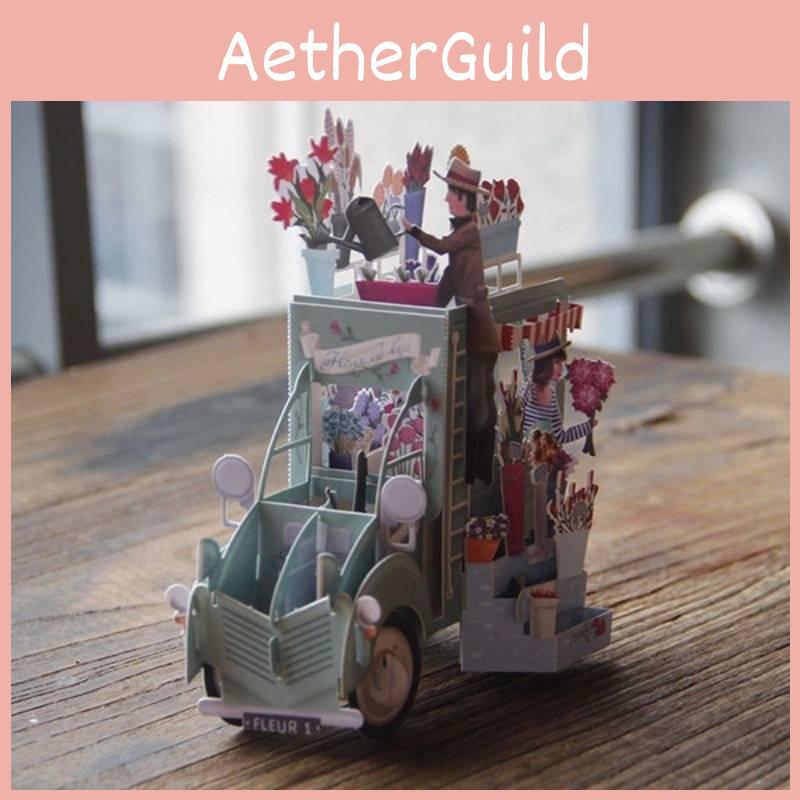 Faltbare Papier-Geburtstagskarte mit handgefertigten Details und Golddruck für Geschenke