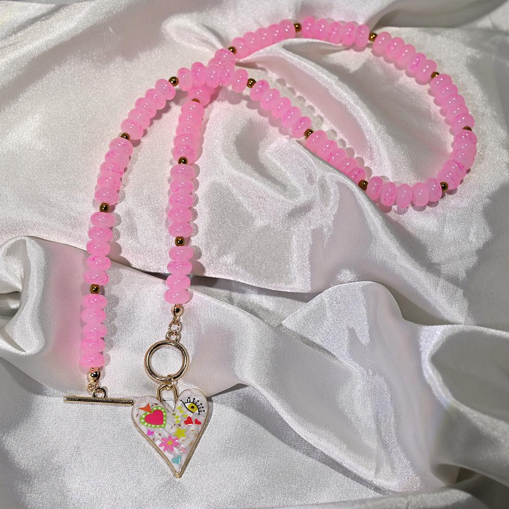 Handgjort Retro Majskol-Färgat Glas Hjärta Hängsmycke Halsband med Pärlband Choker för Kvinnor